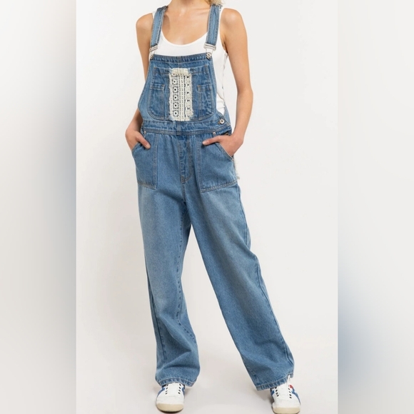POL Denim - NWT!! POL, Chic Overalls with Embroidery Detail. Size M